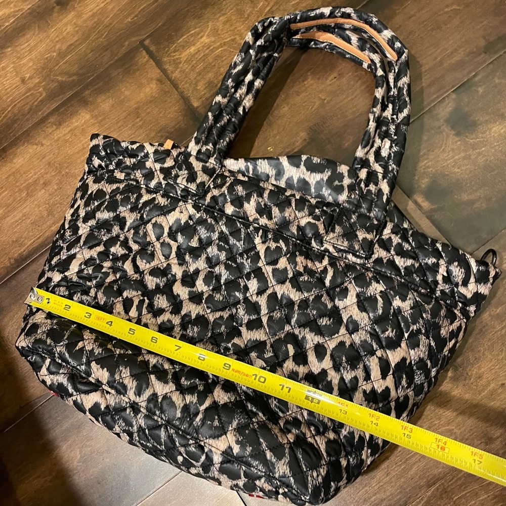 MZ WALLACE METRO QUATRO TOTE QUILTED BAG NWOT - Picture 12 of 14